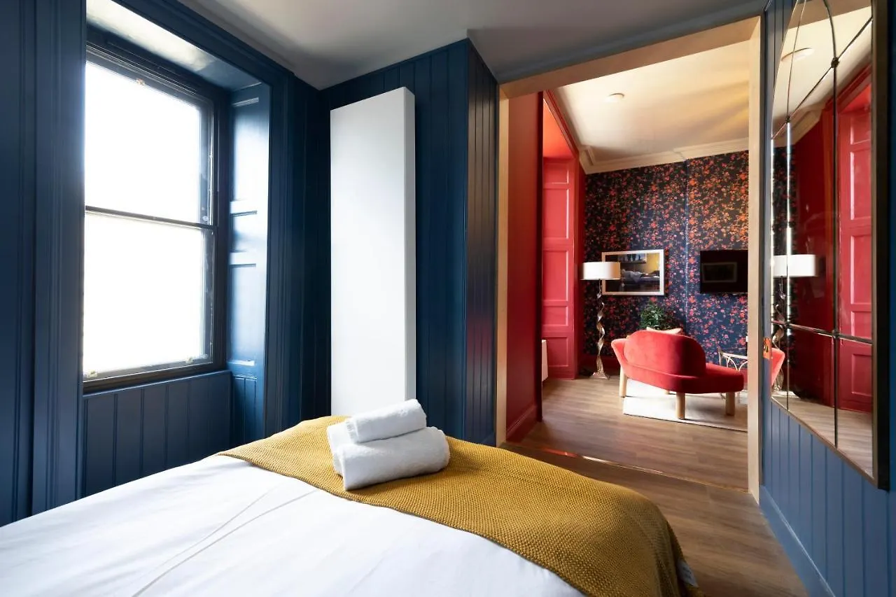 Aparthotel 30 Castle Street Deluxe Apartments Edinburgh